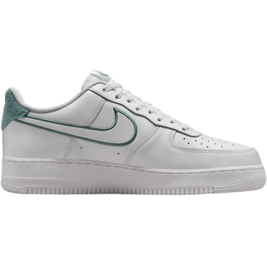 Nike Air Force 1 '07 LV8 - Sneakers - Mannen - Wit/Groen
